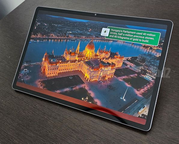 טבלט Lenovo 12,7'' 12GB/256GB