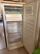 מקפיא עומד Indesit Tropical