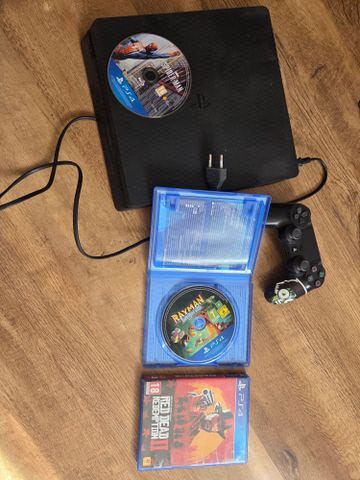 PS4