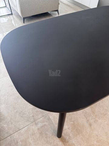 שולחן אוכל