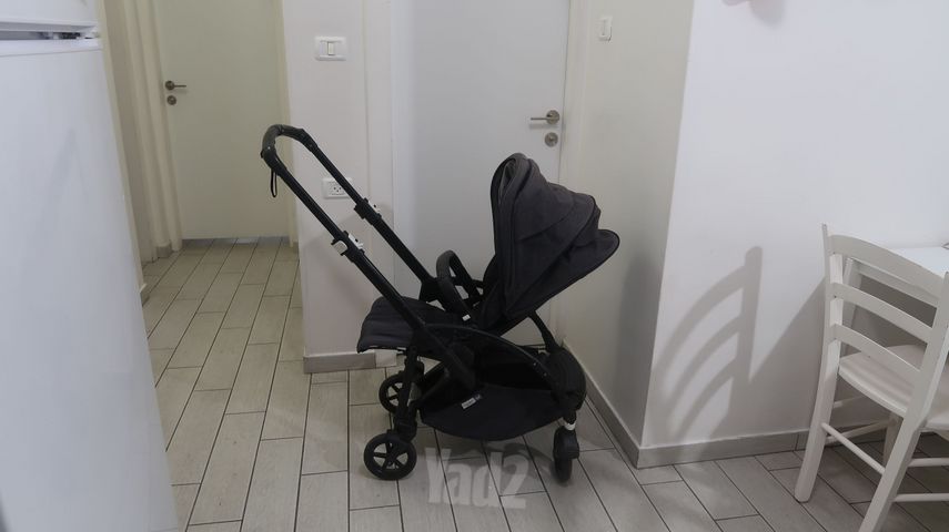 עגלת בוגבו בי 6