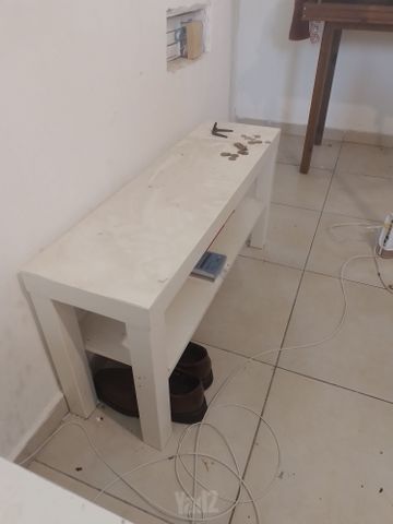 שולחן
