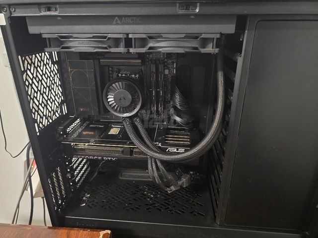 R9 9900x+RTX5070ti+DDR596GB