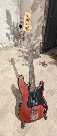 Squier Precision Bass PJ