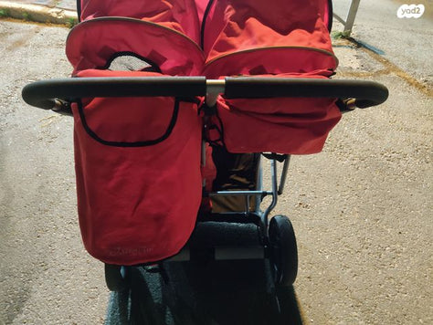 עגלת תאומים