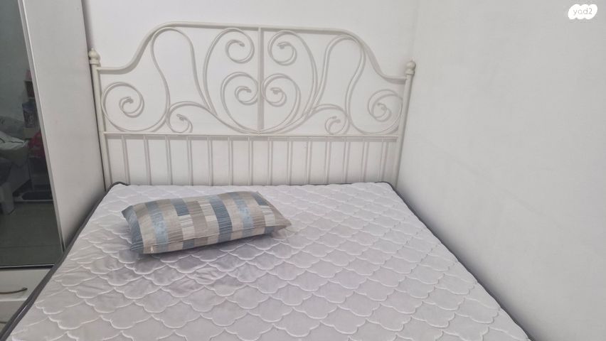 מזרון זוגי כולל מיטה של איקאה