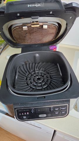 Ninja gril AG301