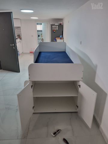 מיטת גלריה
