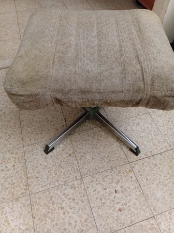 הדום
