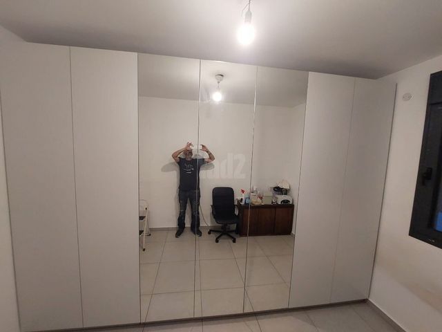ארון בגדים
