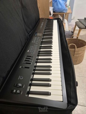 פסנתר חשמלי roland FP-E50