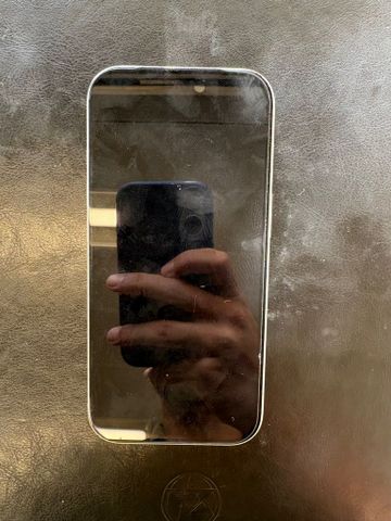 אייפון 17 פרו / Iphone 17 Pro