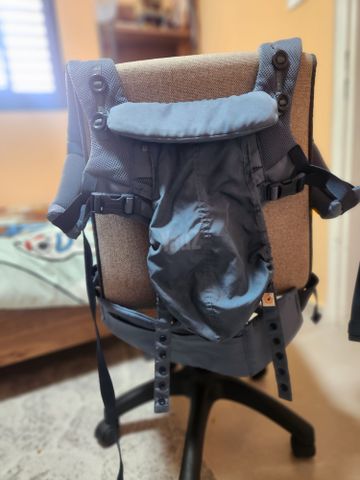 מנשא לתינוק egrobaby