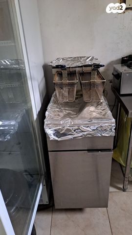 מקרר תצוגה