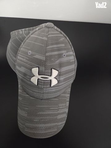 כובעים Under Armour