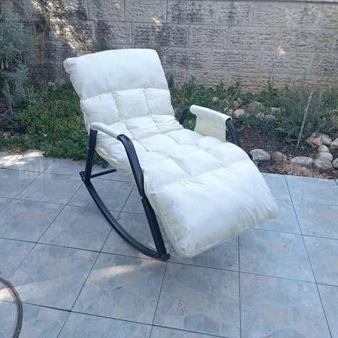 2 כסאות נדנדה חדשים