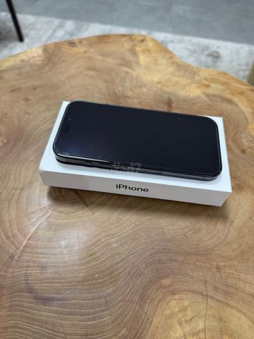 iPhone 16 Pro בצבע שחור,256GB