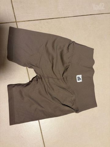 טייץ קצר נשים