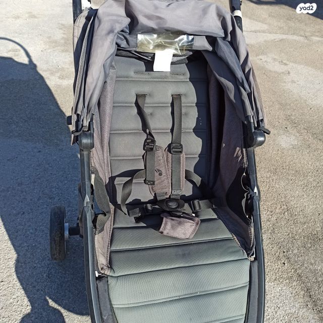 עגלה baby jogger