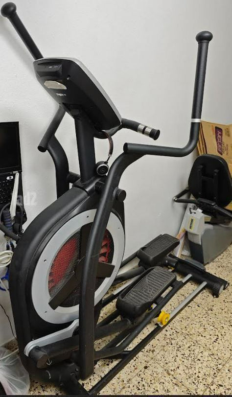 אליפטיקל 1E 68AM Impetus Korea