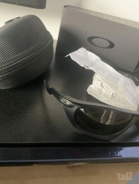 משקפי שמש Oakley Lateralis