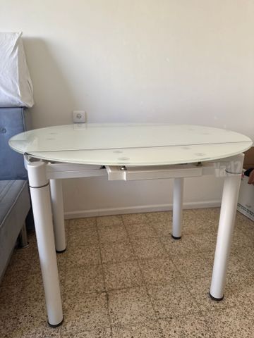 שולחן עגול