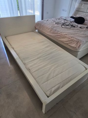 מיטת נוער