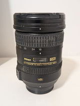 עדשה Nikon 18-200