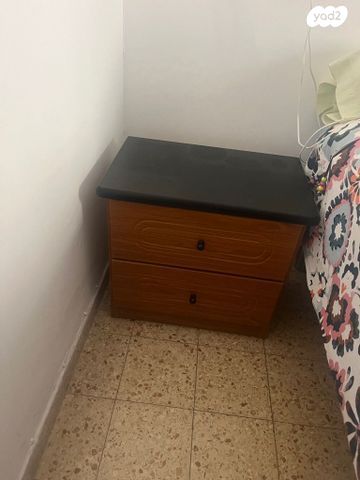 שידת לילה