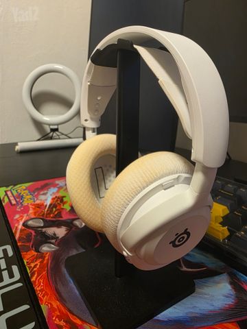 SteelSeries Arctis Nova 5