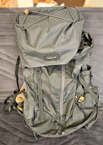 Decathlon MT100 50L Backpack
