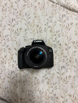 מצלמת קאנון EOS 2000D