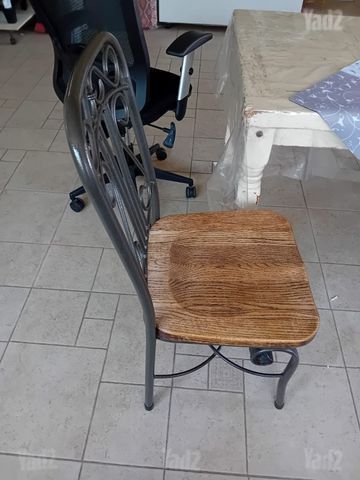 כסאות