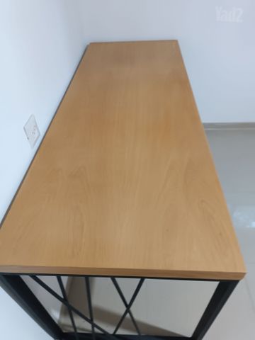 שולחן משרדי חדש