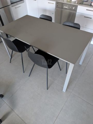 שולחן Kristalia THIN-K