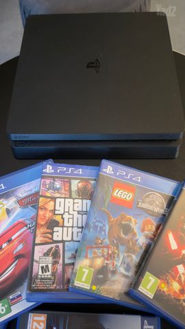 קונוסלה SonyPlaystation 4 Slim