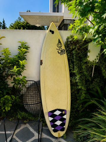 גלשן Lib Tech 6’0