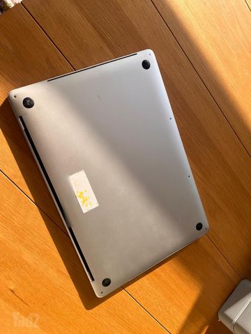 MacBook Pro 15.4" 2019 i9 32GB