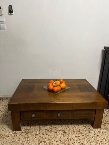 שולחן