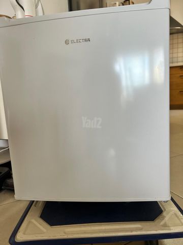 מקרר משרדי