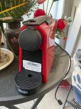 מכונת קפה Nespresso Essenza