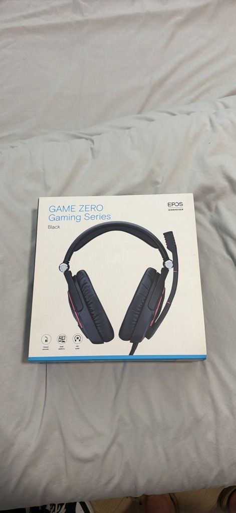 Game zero אוזניות