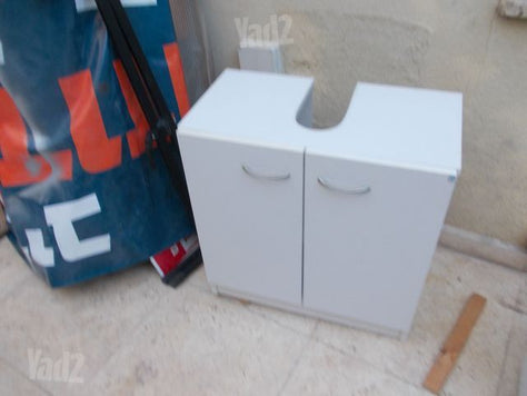 ארונית לכיור