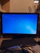 צג ומחשב נייח