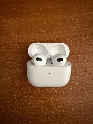 AirPods 3