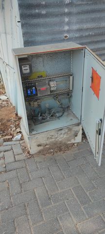 לוח חשמל