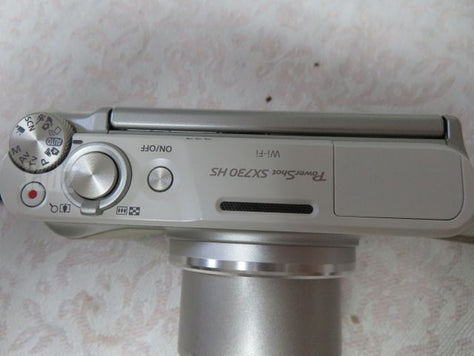 מצלמת קנון SX730