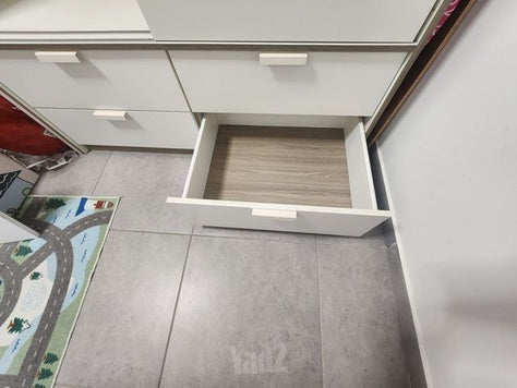 ארון איקאה 2 דלתות  TRYSEL