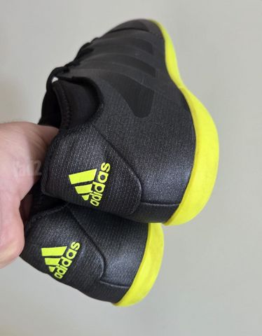 נעלי קט-רגל ADIDAS