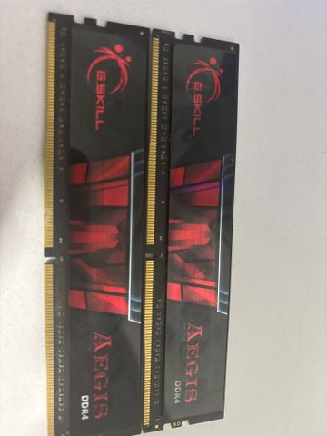 2x8GB RAM DDR4 – סה״כ 16GB